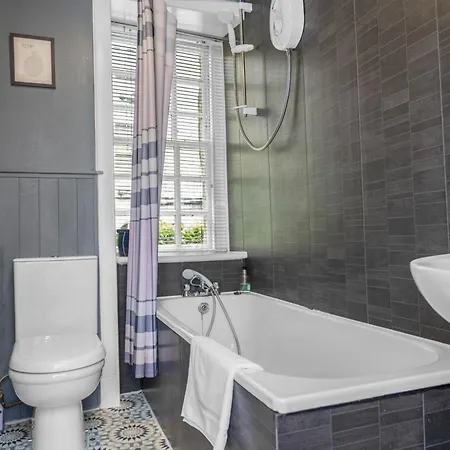 Charming Apartment In The Old Town Edinburgh Exterior photo